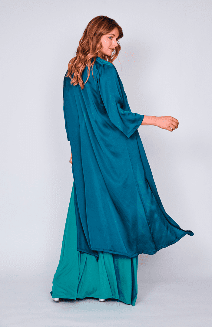 PRE ORDER: MAXI KIMONO SEDA AZUL PETRÓLEO – Minisima cl PRE ORDER: MAXI KIMONO SEDA AZUL PETRÓLEO – Minisima cl